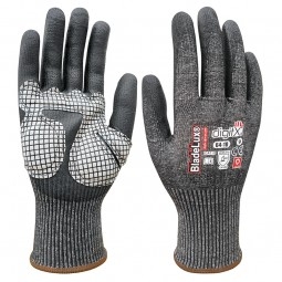 BLADELUX
Size 10